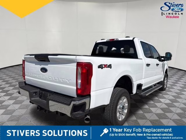 2024 Oxford White Ford Super Duty F-250 SRW XLT 4X4 Truck