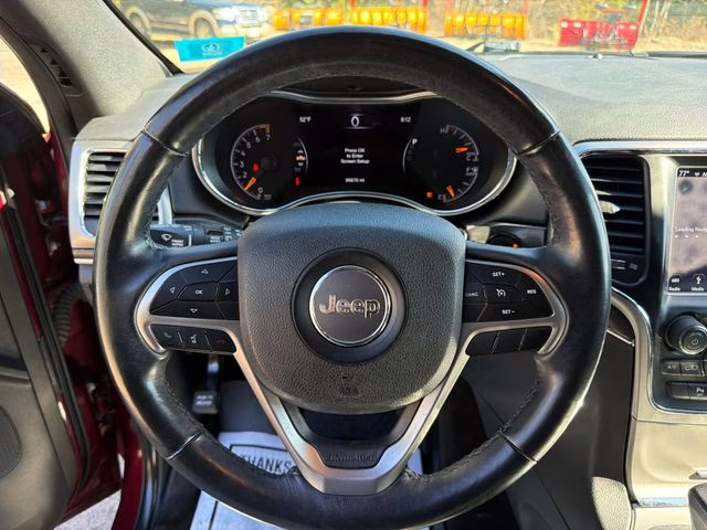 2018 Velvet Red Pearlcoat Jeep Grand Cherokee Limited 4X4 SUV