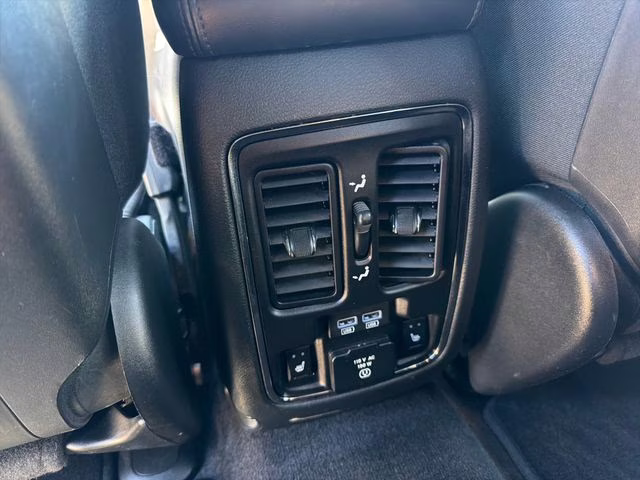 2018 Velvet Red Pearlcoat Jeep Grand Cherokee Limited 4X4 SUV