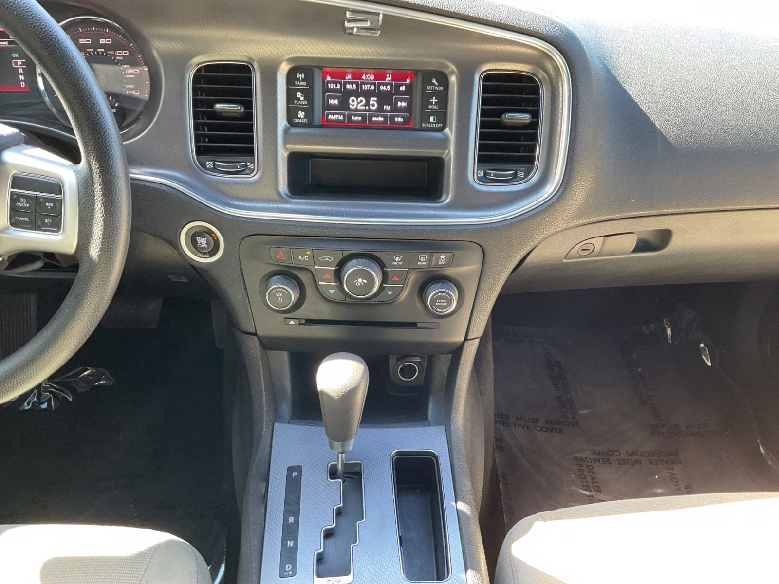 2014 Pitch Black Dodge Charger SE RWD Sedan