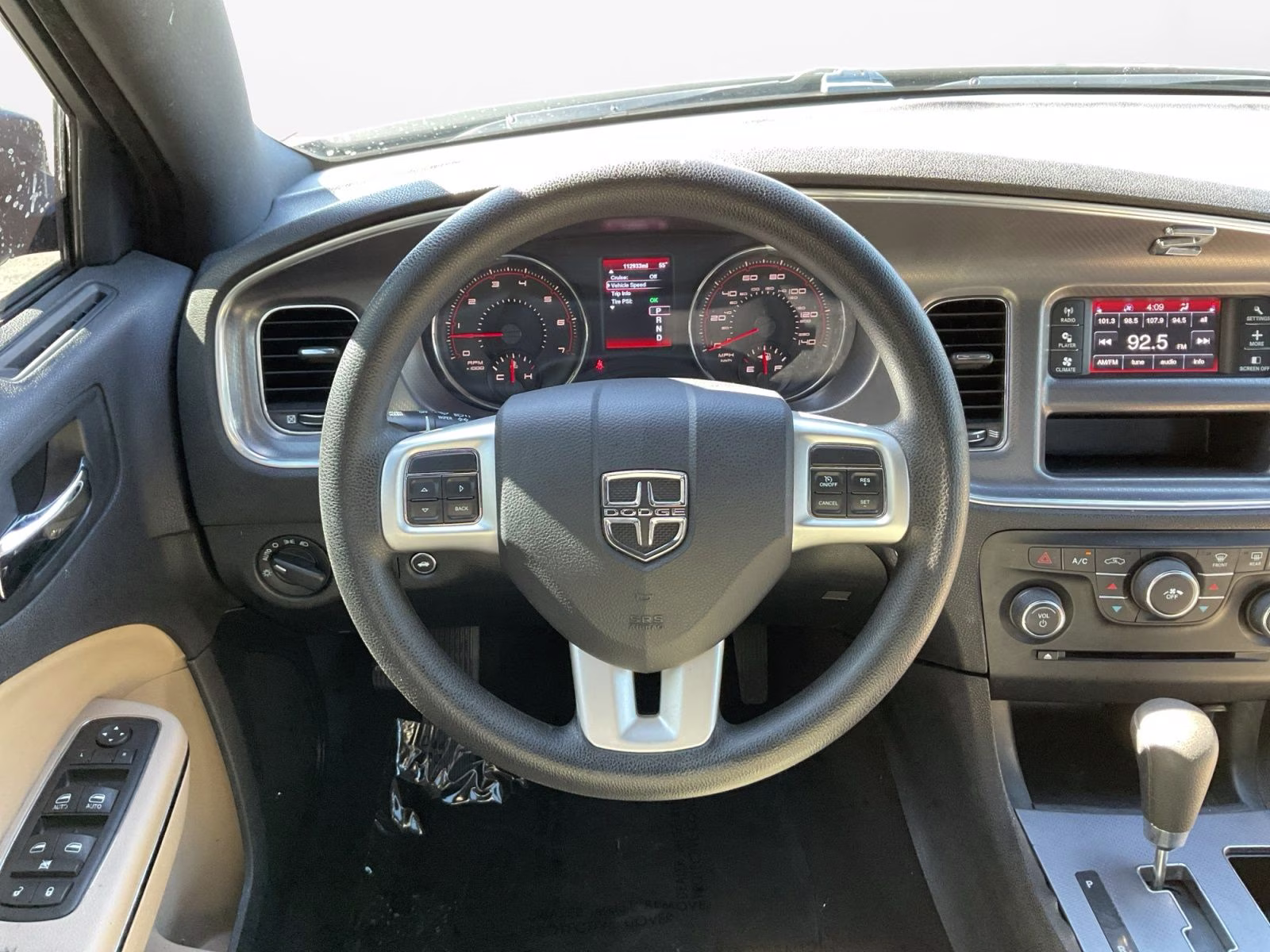 2014 Pitch Black Dodge Charger SE RWD Sedan