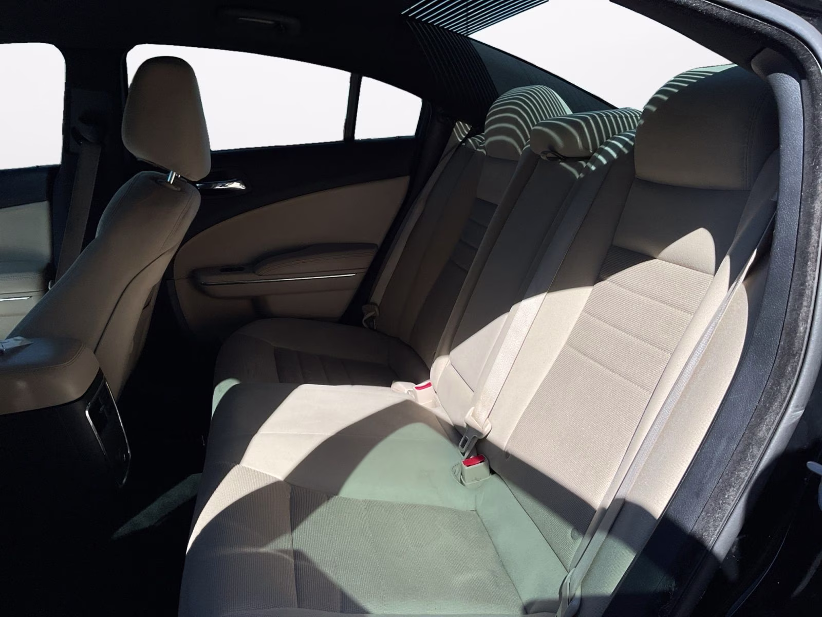 2014 Pitch Black Dodge Charger SE RWD Sedan