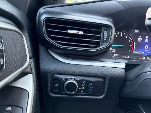 2023 Gray Metallic Ford Explorer XLT 4X4 SUV