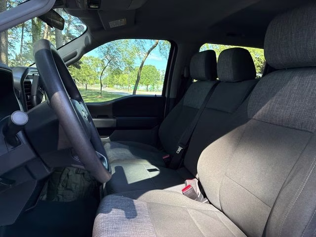 2023 Oxford White Ford F-150 XLT 4X4 Truck