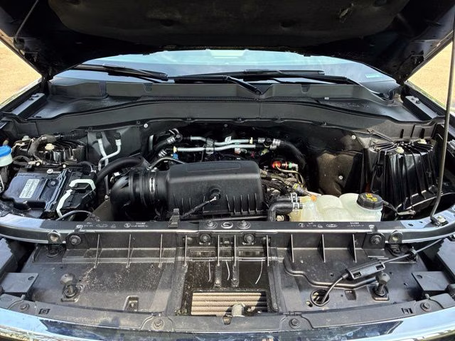 2023 Gray Metallic Ford Explorer XLT 4X4 SUV