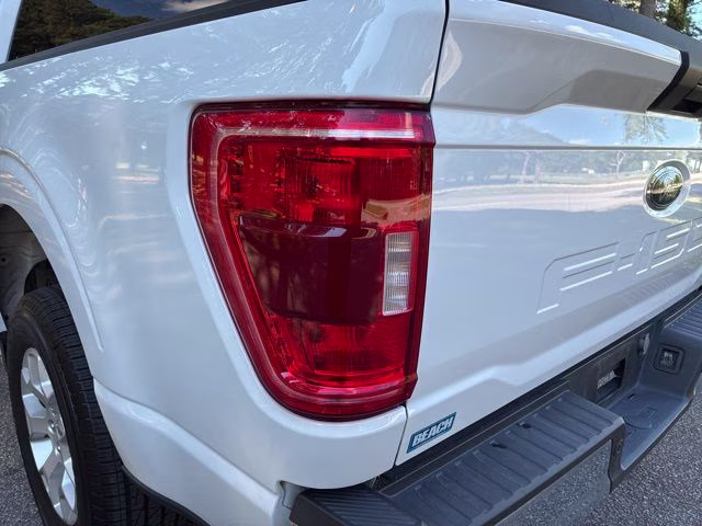 2023 Oxford White Ford F-150 XLT 4X4 Truck