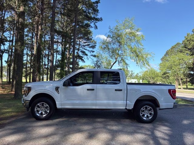 2023 Oxford White Ford F-150 XLT 4X4 Truck