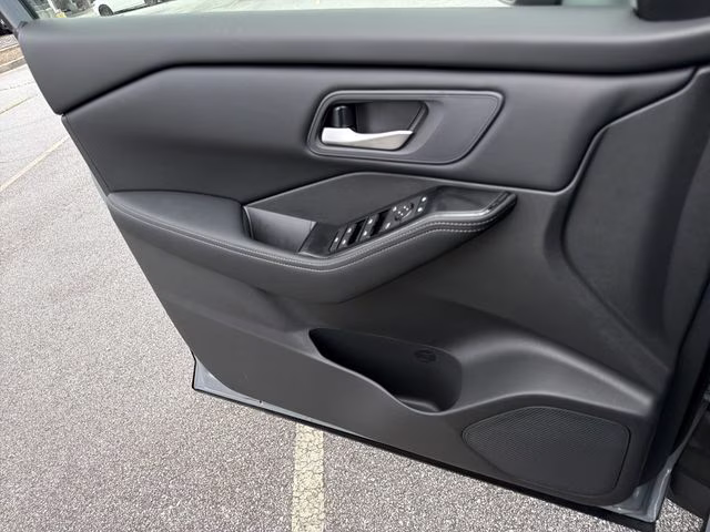2026 Boulder Gray Pearl Nissan Rogue SV FWD SUV