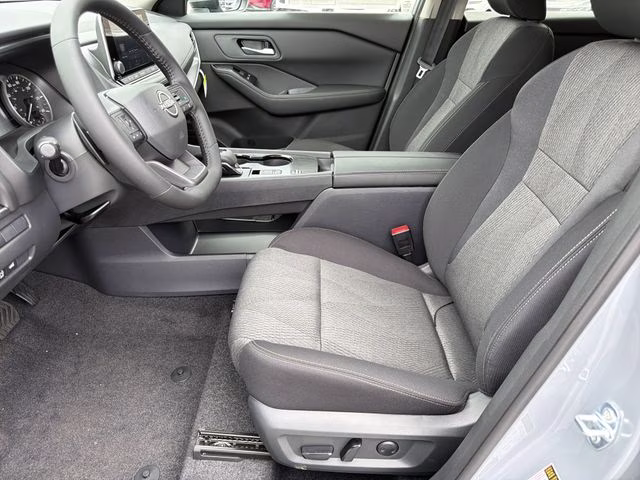 2026 Boulder Gray Pearl Nissan Rogue SV FWD SUV