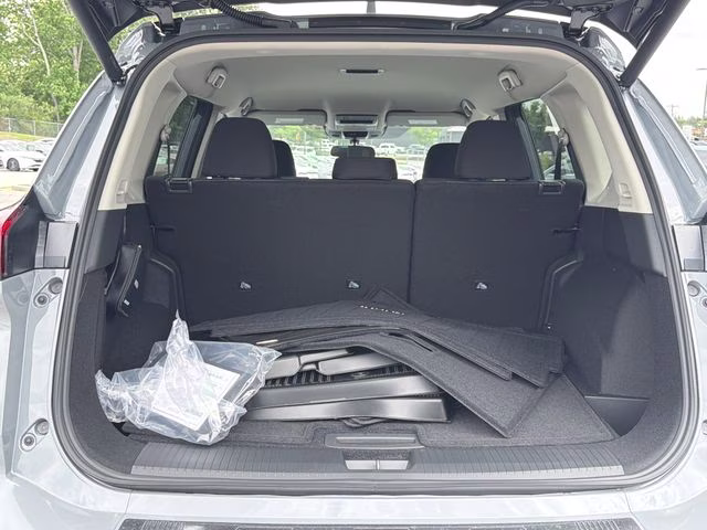 2026 Boulder Gray Pearl Nissan Rogue SV FWD SUV