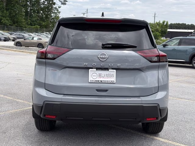 2026 Boulder Gray Pearl Nissan Rogue SV FWD SUV