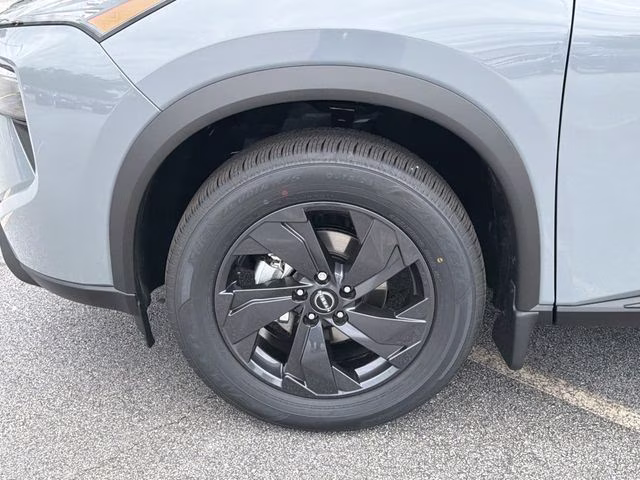 2026 Boulder Gray Pearl Nissan Rogue SV FWD SUV
