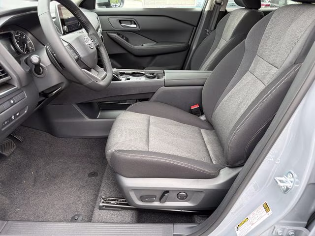 2026 Boulder Gray Pearl Nissan Rogue SV AWD SUV