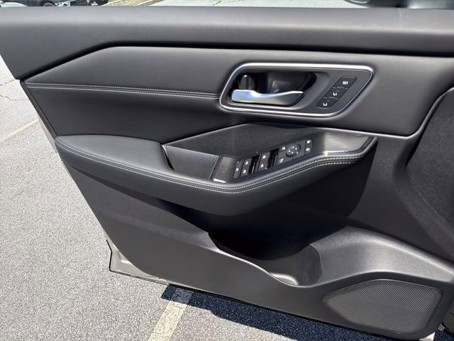 2026 Champagne Silver Metallic Nissan Rogue Platinum AWD SUV