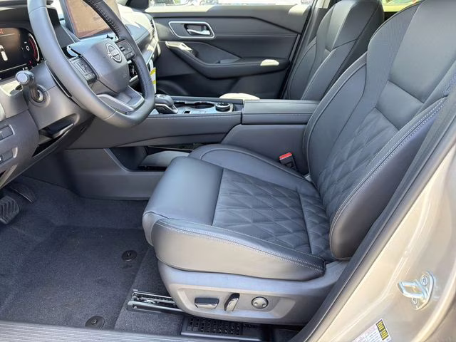 2026 Champagne Silver Metallic Nissan Rogue Platinum AWD SUV