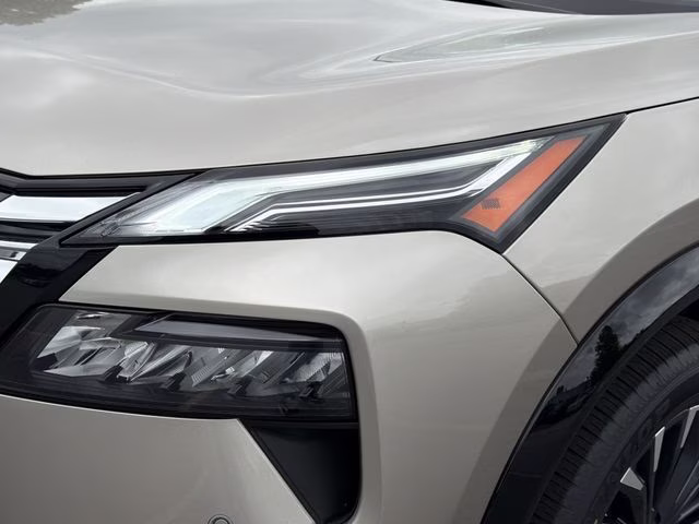 2026 Champagne Silver Metallic Nissan Rogue Platinum AWD SUV