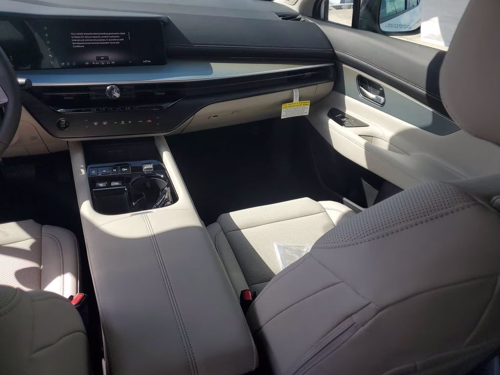 2026 Everest White Pearl Tricoat Nissan Murano SL AWD SUV