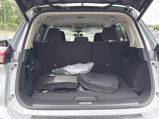 2026 Boulder Gray Pearl Nissan Rogue SV FWD SUV