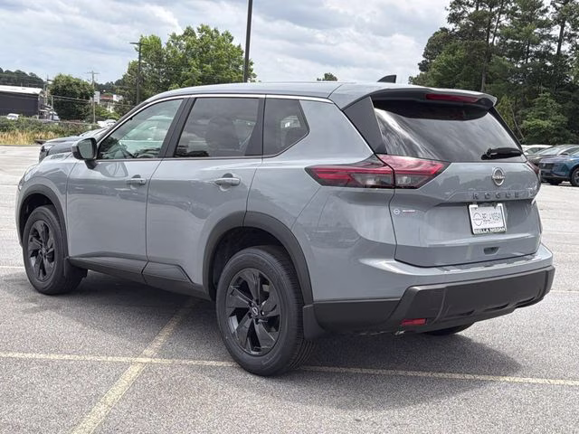 2026 Boulder Gray Pearl Nissan Rogue SV FWD SUV