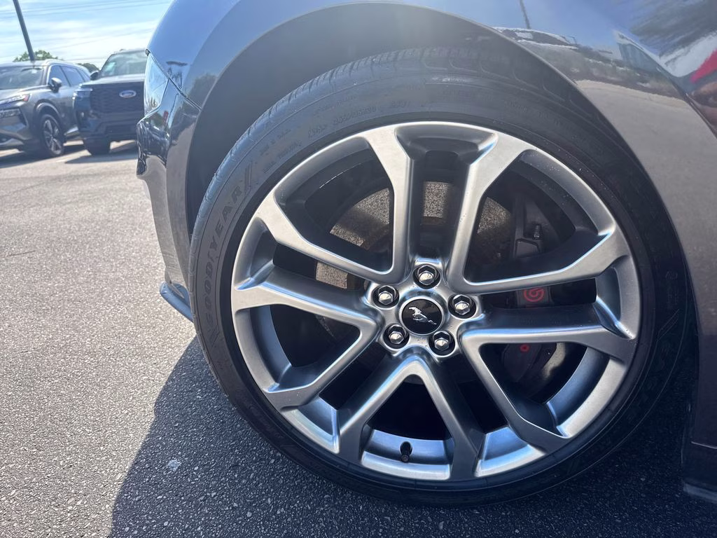 2022 Gray Metallic Ford Mustang GT Premium RWD Coupe