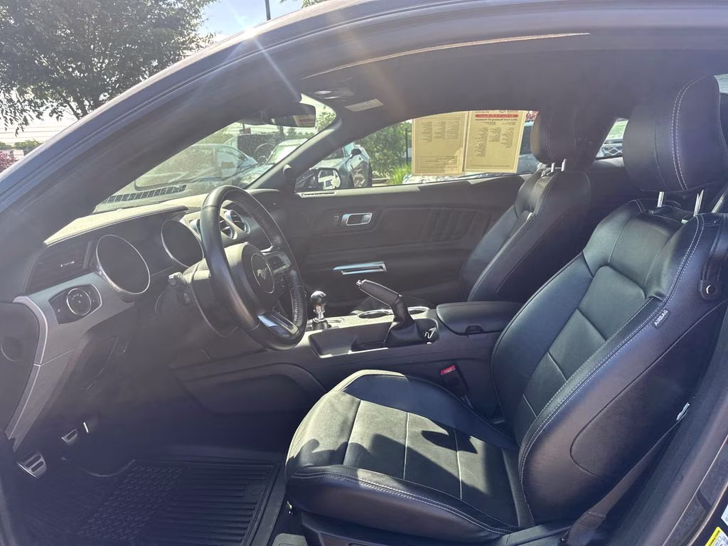 2022 Gray Metallic Ford Mustang GT Premium RWD Coupe