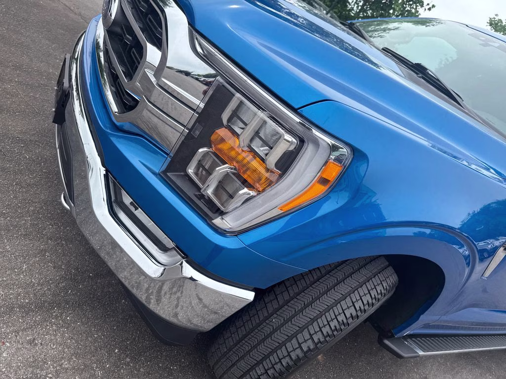 2021 Blue Metallic Ford F-150 XLT 4X4 Truck