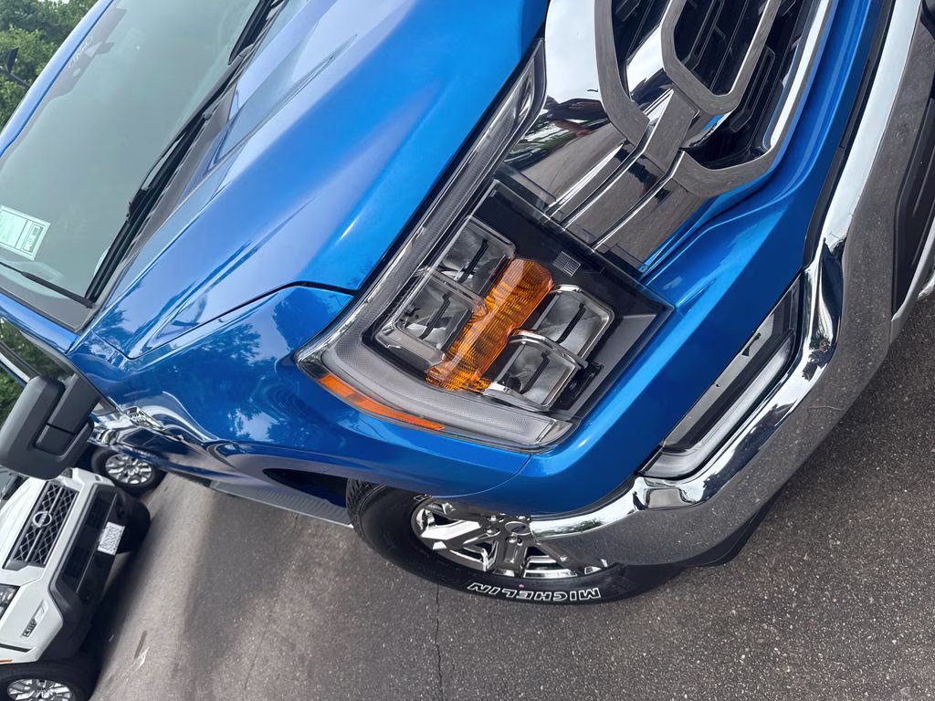 2021 Blue Metallic Ford F-150 XLT 4X4 Truck