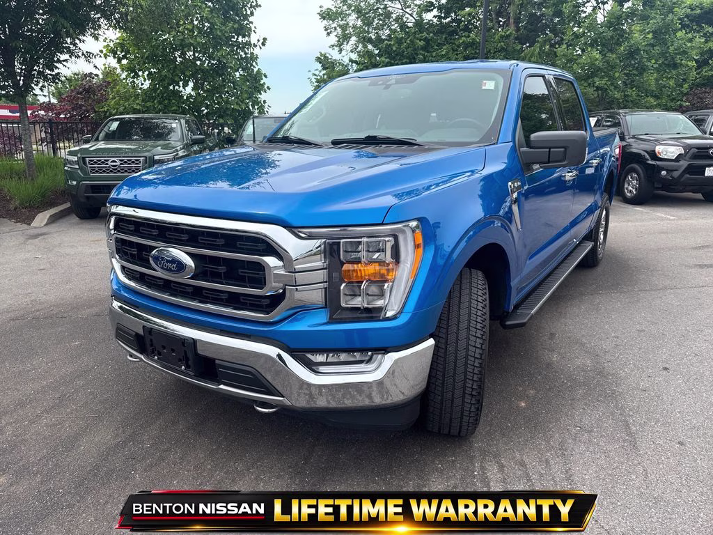 2021 Blue Metallic Ford F-150 XLT 4X4 Truck