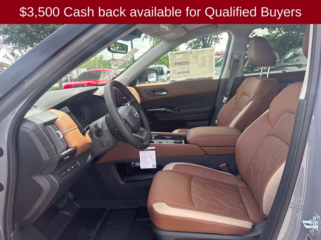2026 Boulder Gray/Super Black Nissan Pathfinder Platinum 4X4 SUV