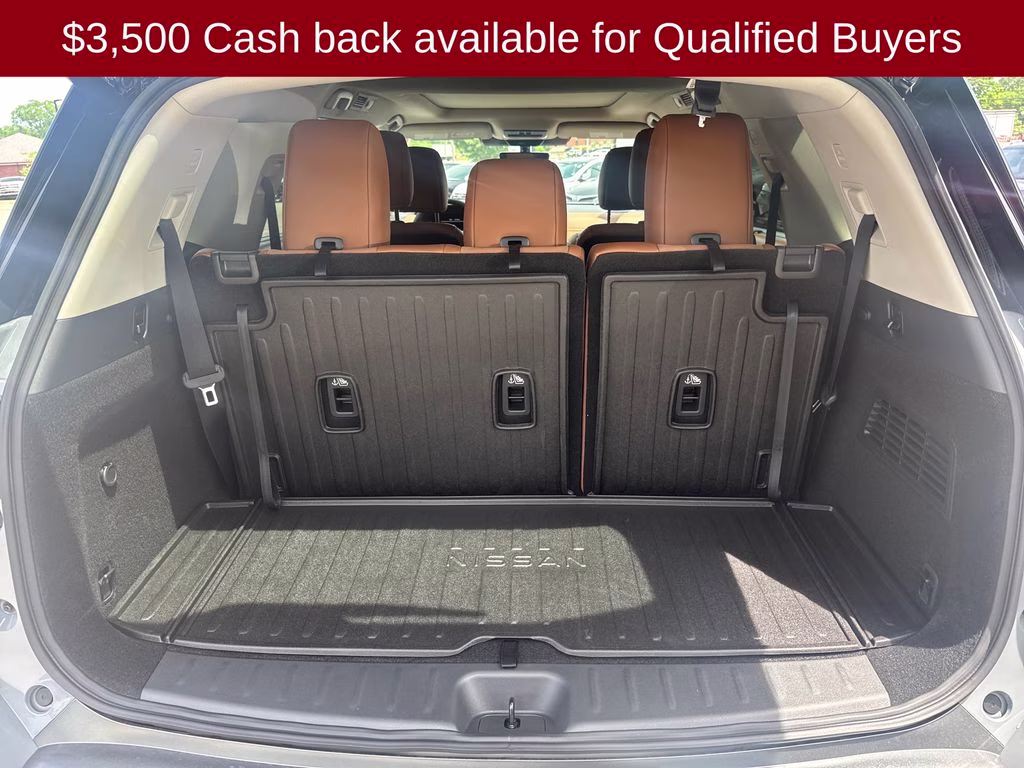 2026 Boulder Gray/Super Black Nissan Pathfinder Platinum 4X4 SUV