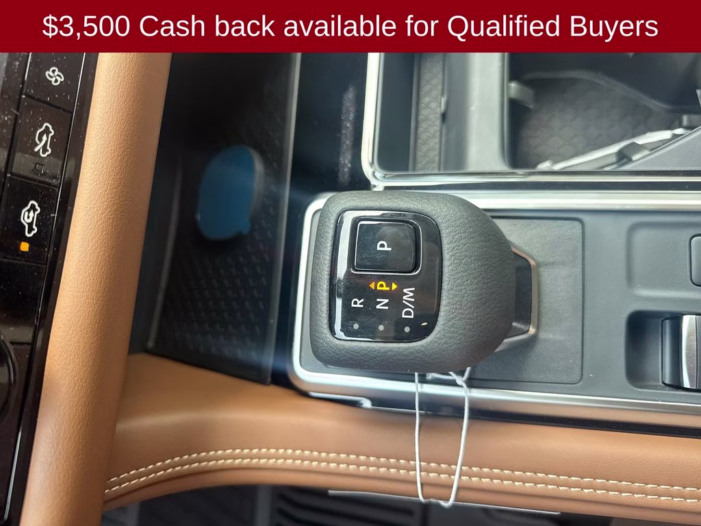 2026 Boulder Gray/Super Black Nissan Pathfinder Platinum 4X4 SUV