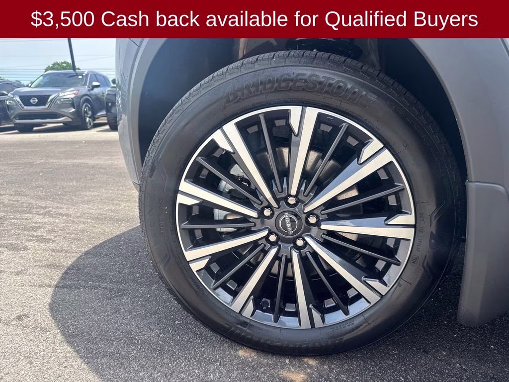 2026 Boulder Gray/Super Black Nissan Pathfinder Platinum 4X4 SUV
