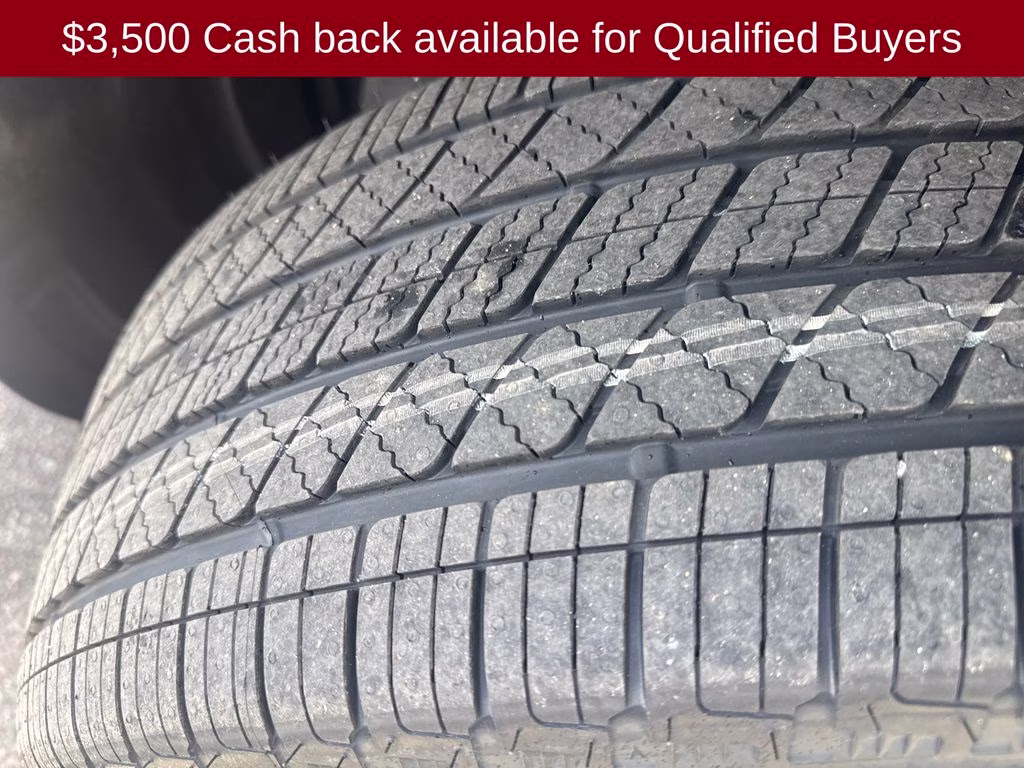2026 Boulder Gray/Super Black Nissan Pathfinder Platinum 4X4 SUV