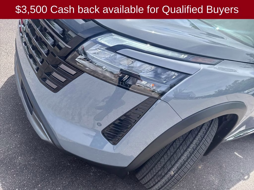 2026 Boulder Gray/Super Black Nissan Pathfinder Platinum 4X4 SUV