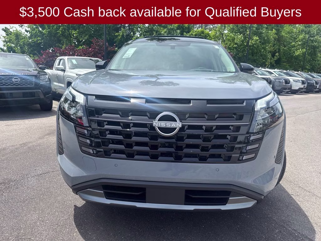 2026 Boulder Gray/Super Black Nissan Pathfinder Platinum 4X4 SUV