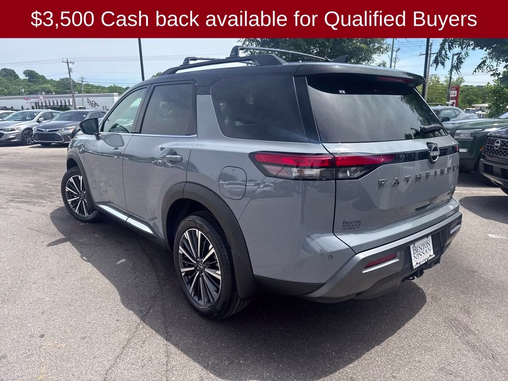2026 Boulder Gray/Super Black Nissan Pathfinder Platinum 4X4 SUV