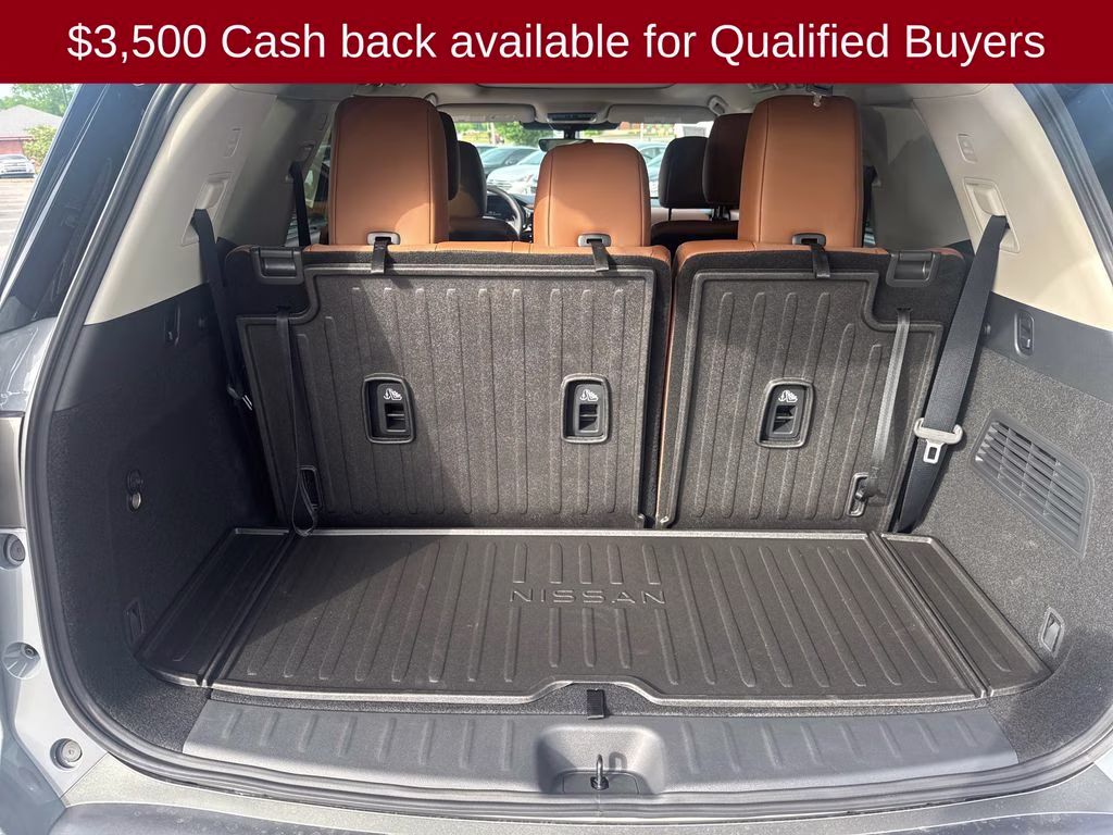 2026 Boulder Gray/Super Black Nissan Pathfinder Platinum 4X4 SUV
