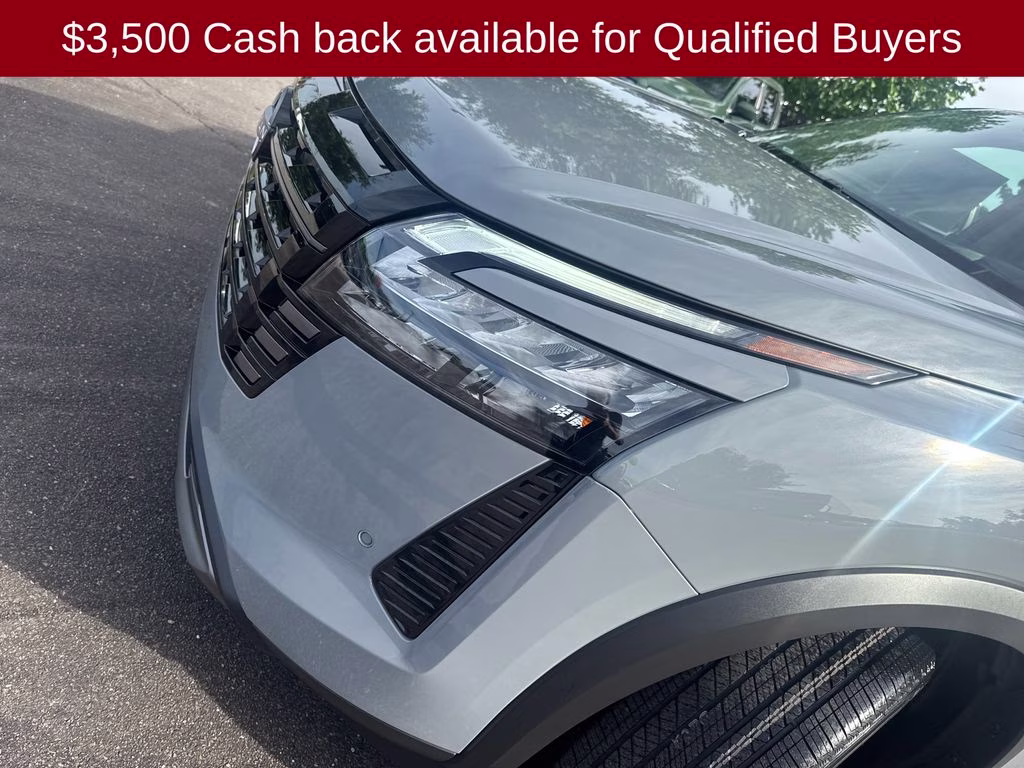 2026 Boulder Gray/Super Black Nissan Pathfinder Platinum 4X4 SUV