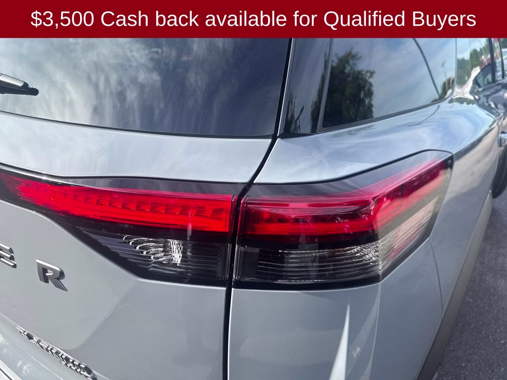 2026 Boulder Gray/Super Black Nissan Pathfinder Platinum 4X4 SUV