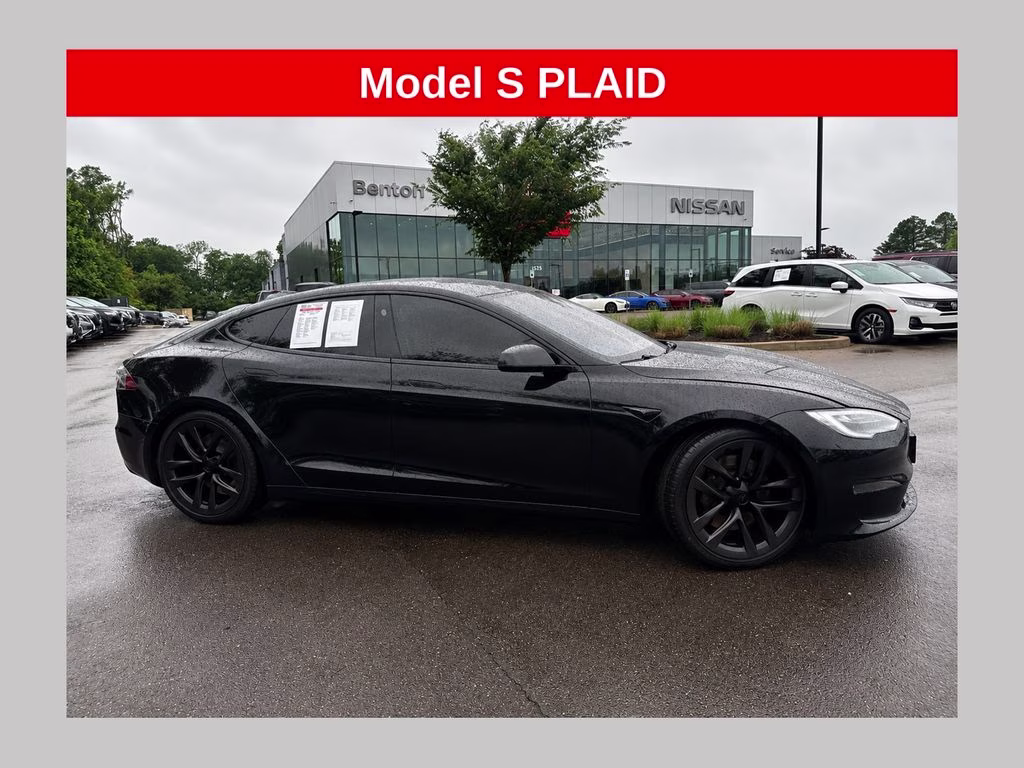 2021 Tesla Model S Plaid's photo