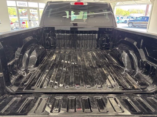 2023 Diamond Black Crystal Pearlcoat Ram 1500 Big Horn 4X4 Truck