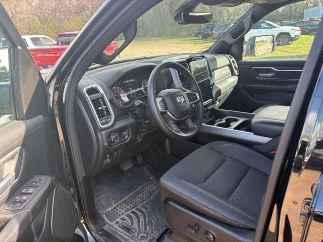 2023 Diamond Black Crystal Pearlcoat Ram 1500 Big Horn/Lone Star 4X4 Truck
