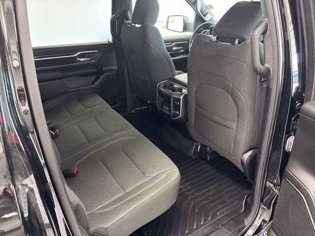 2023 Diamond Black Crystal Pearlcoat Ram 1500 Big Horn 4X4 Truck