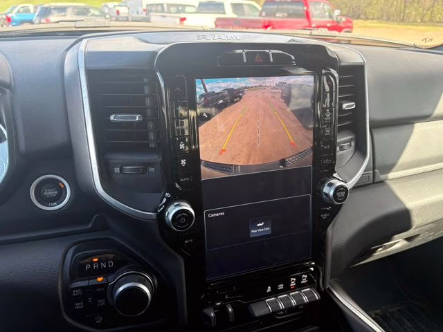 2023 Diamond Black Crystal Pearlcoat Ram 1500 Big Horn/Lone Star 4X4 Truck