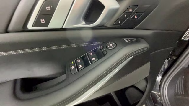 2024 Black Sapphire Metallic BMW X5 xDrive40i AWD SUV