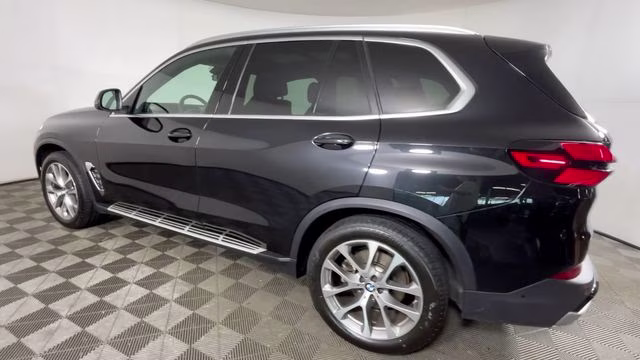 2024 Black Sapphire Metallic BMW X5 xDrive40i AWD SUV