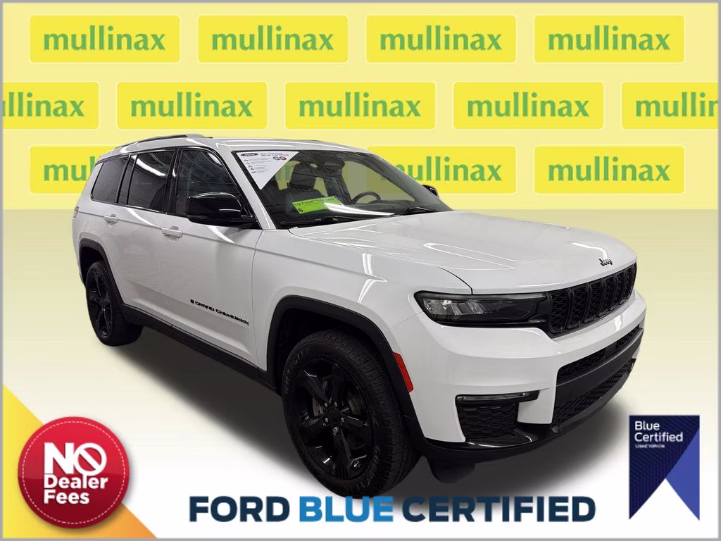 2022 Bright White Clearcoat Jeep Grand Cherokee L Limited 4X4 SUV