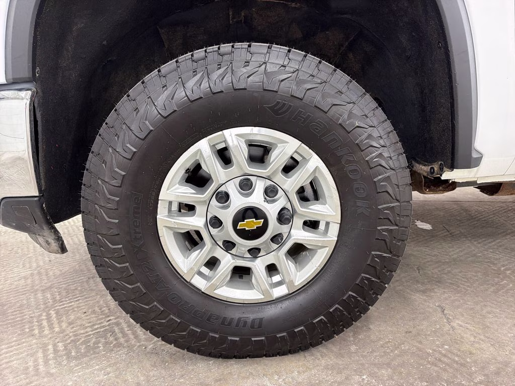 2024 Summit White Chevrolet Silverado 2500HD LT 4X4 Truck