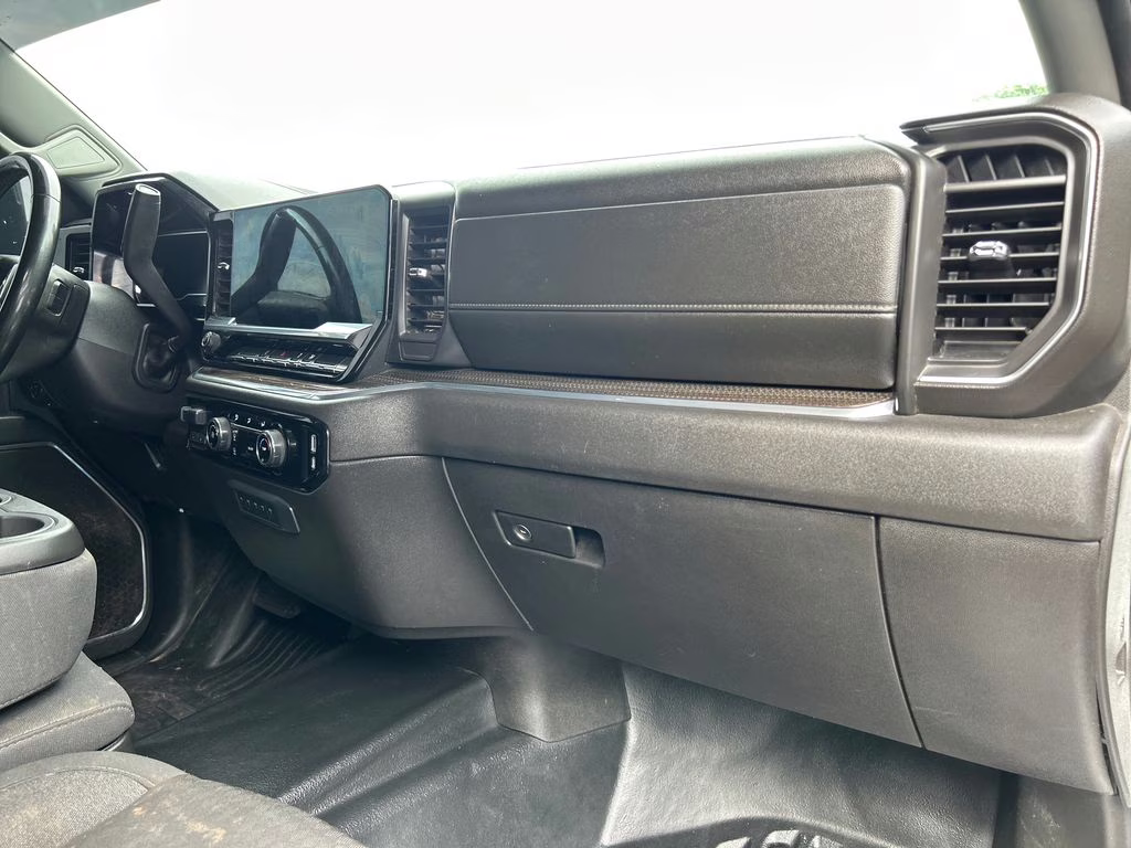 2024 Summit White Chevrolet Silverado 2500HD LT 4X4 Truck
