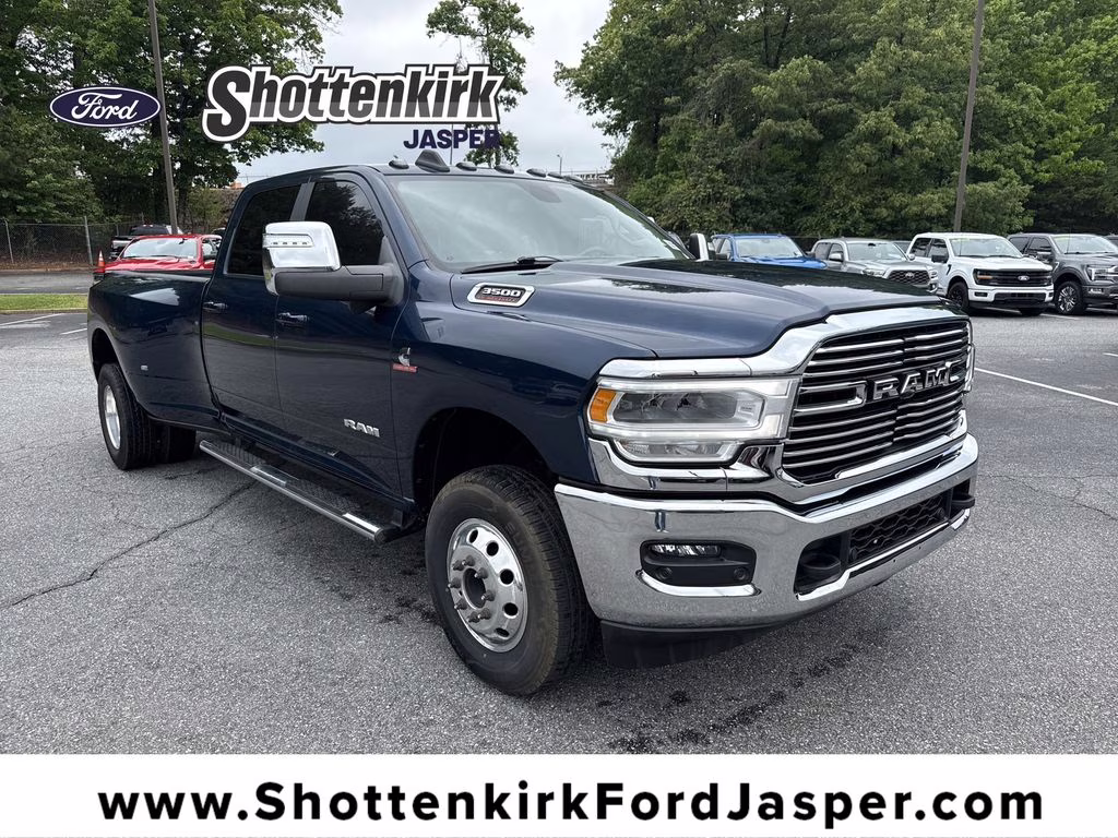 2023 RAM 3500 Laramie 4X4 Crew Cab LWB's photo